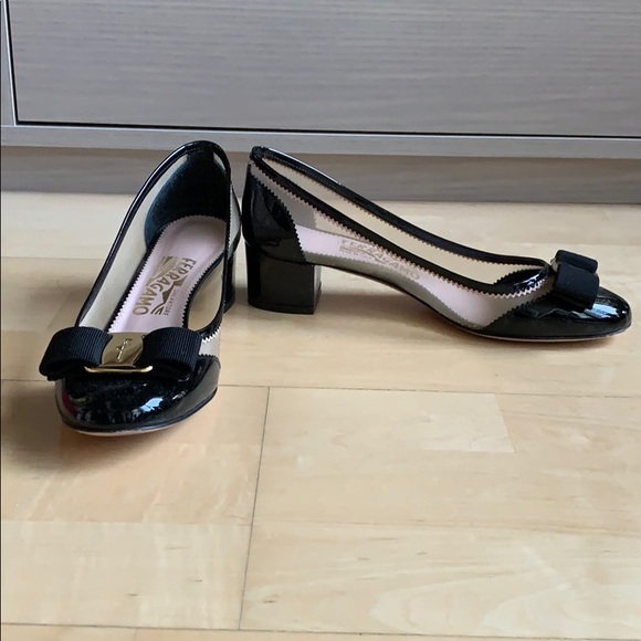 Salvatore Ferragamo Eva Net Pump - Picture 3 of 8